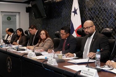 Lista de aspirantes a magistrado del Tribunal Electoral llega a Credenciales: ¿qué sigue ahora?