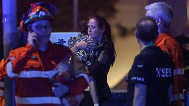Quiénes eran los atacantes y otras 3 preguntas sobre el tiroteo que dejó 15 muertos en la playa Bondi Beach de Australia