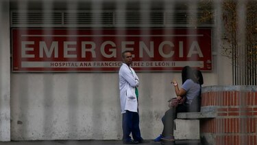 Mueren 15 pacientes por falta de diálisis ante prolongado apagón en Venezuela