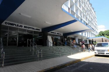Persiste falta de medicinas en Complejo de la Caja de Seguro Social