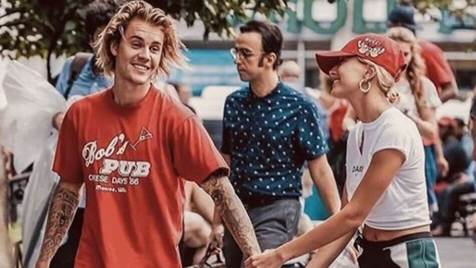 Justin Bieber y Hailey Baldwin confirman boda en Instagram