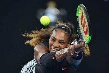 Tenistas inician la temporada en Abu Dabi con el regreso de Serena y Djokovic