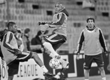 Real Madrid busca mejorar imagen en su visita al Steaua de Bucarest