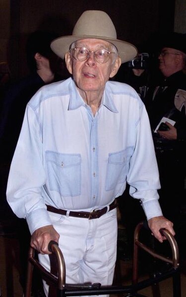 El astro de 'M-A-S-H' Harry Morgan fallece a los 96 años