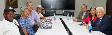 El MEF promete, pero no se compromete con los jubilados
