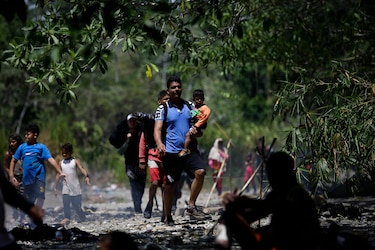 Cruce récord de niños por la selva de Darién en 2023 ya supera todo 2022