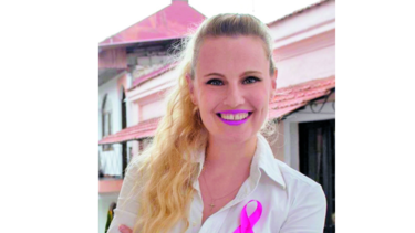 Pasarela rosa por Fundacáncer