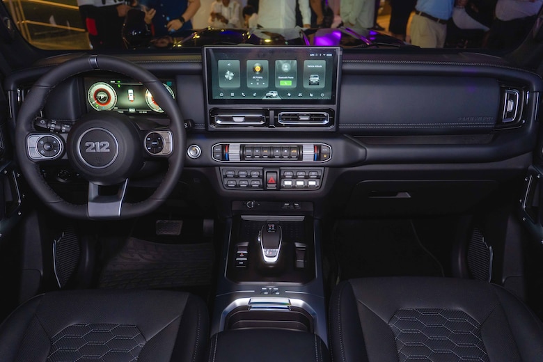 Avansmotor presenta en Panamá el 212 T01, un todoterreno con potencia, seguridad y confort