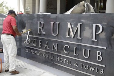 Jueza panameña denuncia amenazas de abogados del hotel Trump