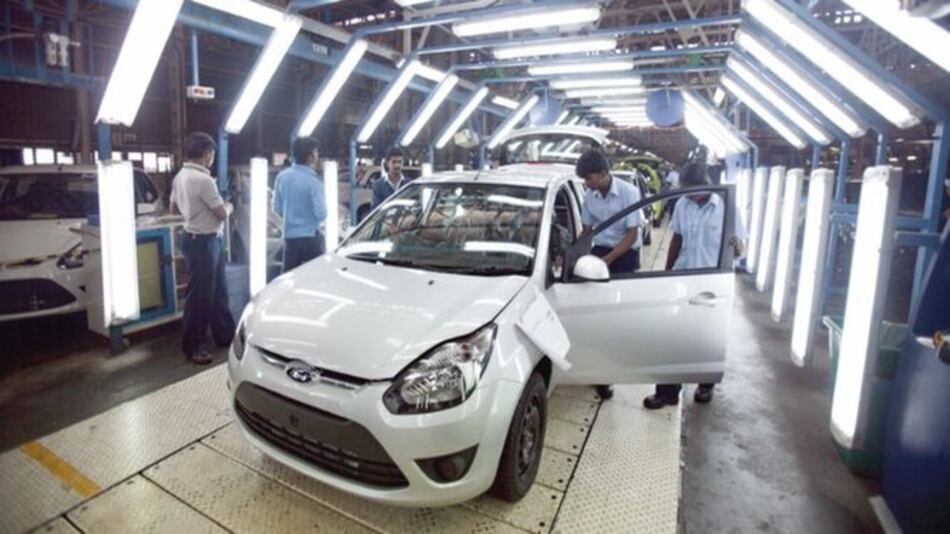 Baja venta de autos eléctricos en India