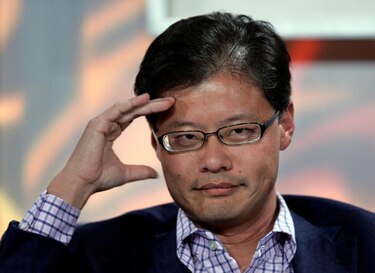 Cofundador de Yahoo! Jerry Yang renuncia a compañía