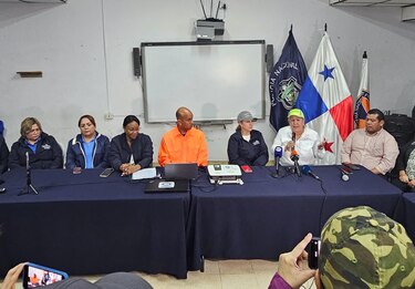 Suspenden los desfiles patrios de este 5 de noviembre en Colón y el resto del país