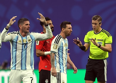 ¿Quién es François Letexier? El polémico árbitro del Argentina vs. Egipto