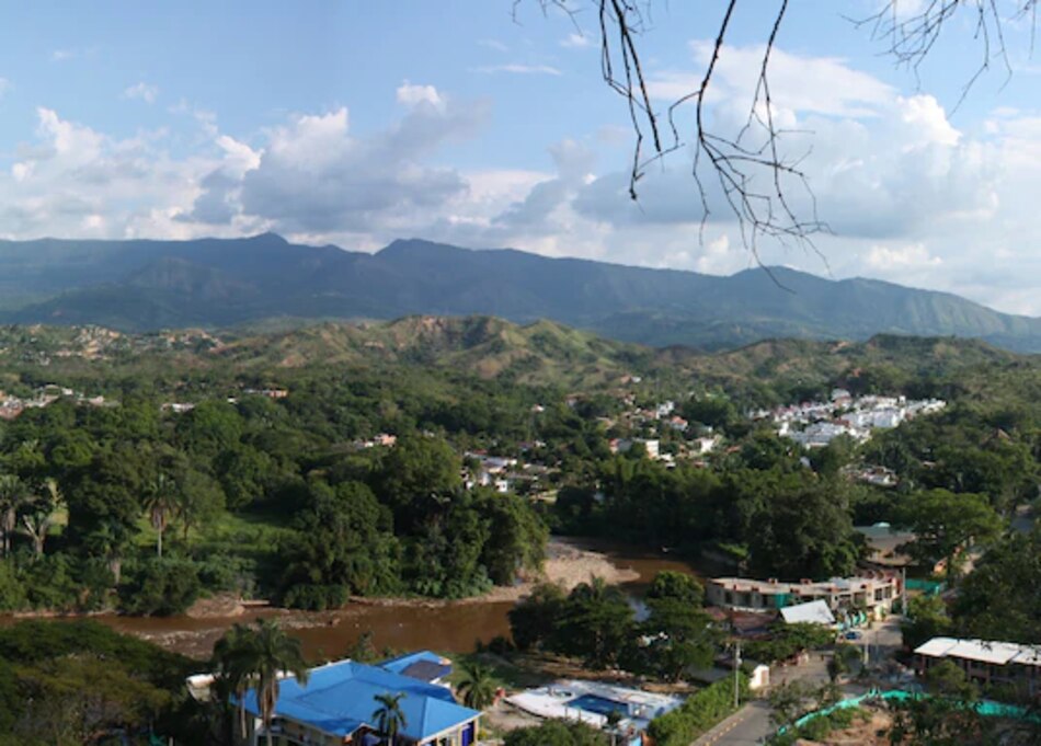 Asesinan a tiros a dos periodistas en el norte de Colombia