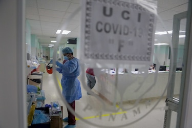 Hace un año Panamá registraba 684 hospitalizados por la Covid-19, la cifra baja en un 71%