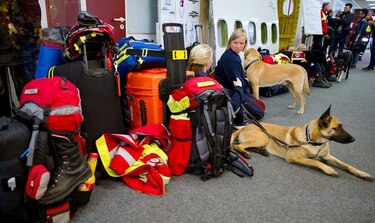 Arranca respuesta mundial a mortífero sismo en Nepal