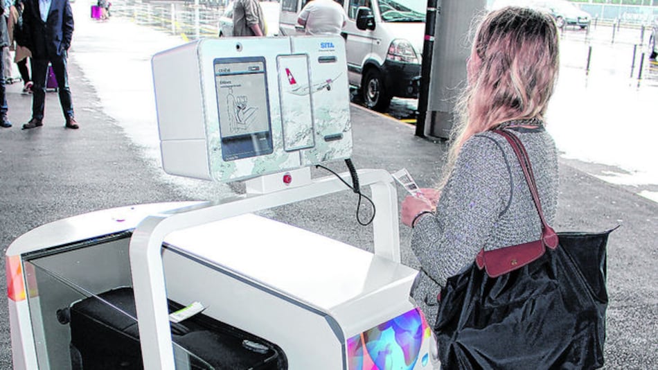 Robot que ayuda en el aeropuerto