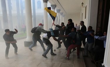 Almagro pide sesión extraordinaria de la OEA por Venezuela