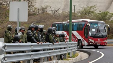 Ecuador: reabrirán escuelas, pero las vías siguen bloqueadas