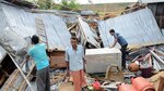 Al menos 42 muertos por tormenta fuera de temporada en India