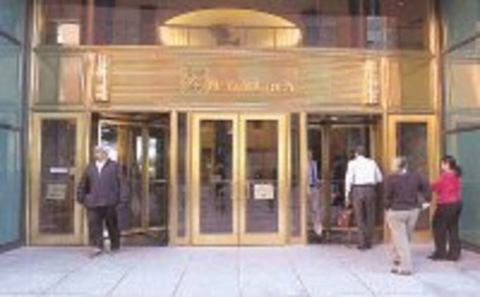 Merrill protegerá a directores de demandas en caso de quiebra