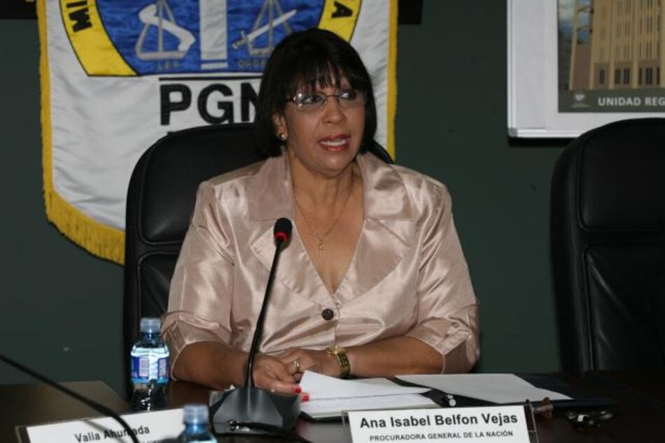 Fiscal Martínez fue enviado de vacaciones porque necesitaba airearse: Belfon