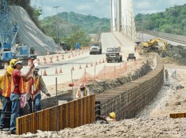 Daños en puente Centenario, lo más costoso del desastre
