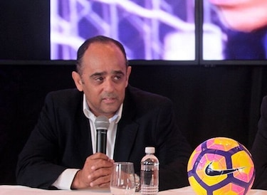 Martans dice que ya sabe lo que es trabajar en la federación de fútbol