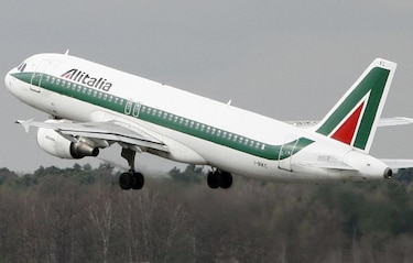 Alitalia deja de volar a Venezuela por millonaria deuda del gobierno
