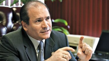 Denuncias ante la Asamblea Nacional buscan suspender del cargo a Mejía y Díaz