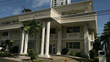 Colegio de Abogados se retira de proceso de entrevistas a candidatos