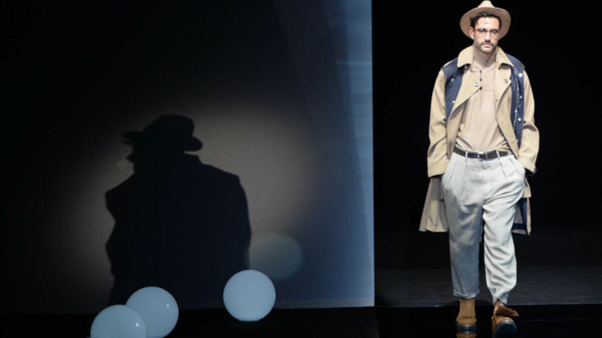 Semana de la Moda de Milán: La colección de Armani brilla por su elegancia