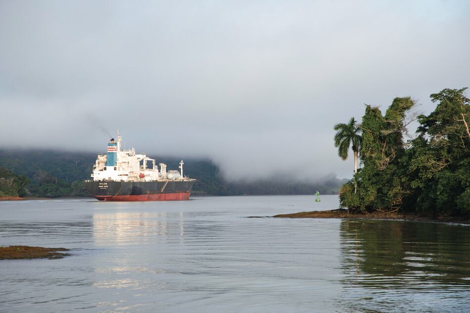ACP contempla $550 millones para comprar tierras al Estado