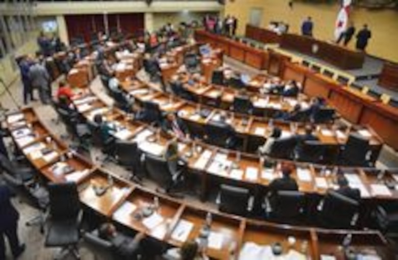 La Asamblea Nacional acelera la elección del contralor