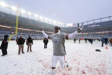 La huella latina en el Súper Bowl LX: Jaylinn Hawkins y cinco jugadores a seguir
