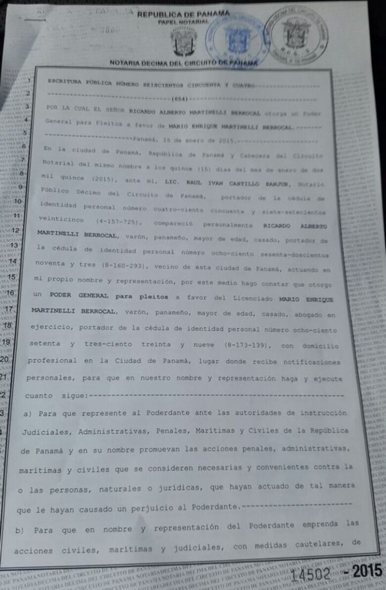 Martinelli otorga amplios poderes a su esposa y hermano