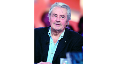 Delon renuncia al Baile de la Ópera en Viena