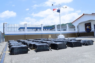 Senan incauta 1,567 paquetes de presunta droga al sur de Punta Coco