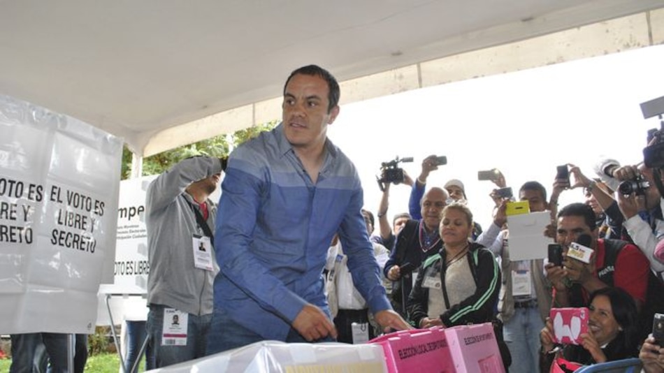 México: Exfutbolista Cuauhtémoc Blanco hospitalizado tras ganar alcaldía