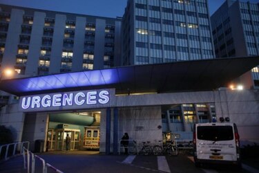 Hospital de Grenoble no dará hoy más partes médicos sobre Schumacher