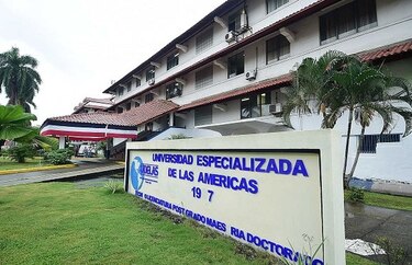 MEF recomienda a Udelas solicitar un crédito adicional de $2.5 millones