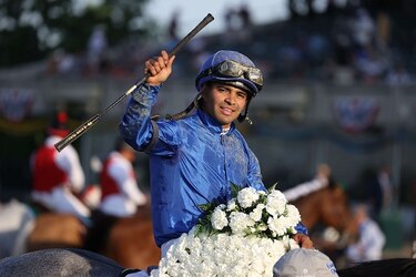 Panameño Luis Sáez, con Essential Quality, gana el Belmont Stakes en cierre de la Triple Corona