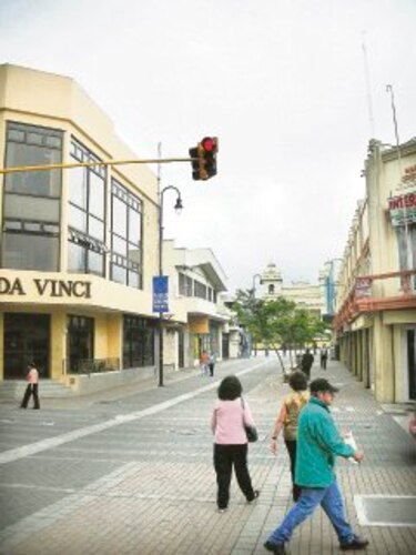Costa Rica, ante un problema fiscal