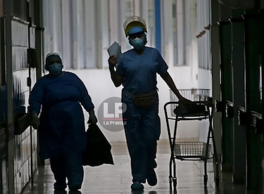 Complejo de la CSS solo cuenta con cinco camas disponibles en cuidados intensivos; se habilitarán nuevas áreas