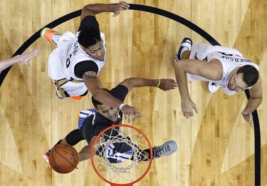 Curry y Drummond, elegidos Jugadores de la Semana