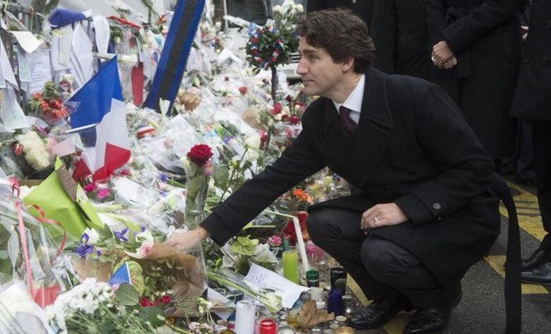 Mandatarios rinden homenaje a las víctimas de los atentados en París