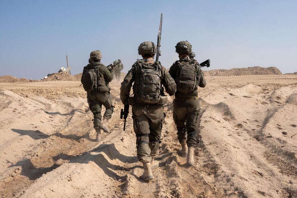 Hizbulá lanza drones y cohetes al norte de Israel que continúa su contraofensiva en sur Líbano