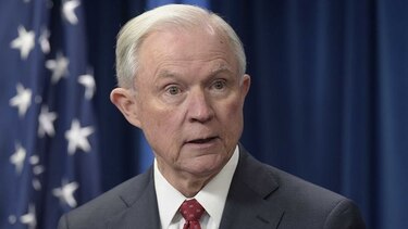 Secretario de Justicia de Estados Unidos rendirá testimonio sobre los contactos con Rusia