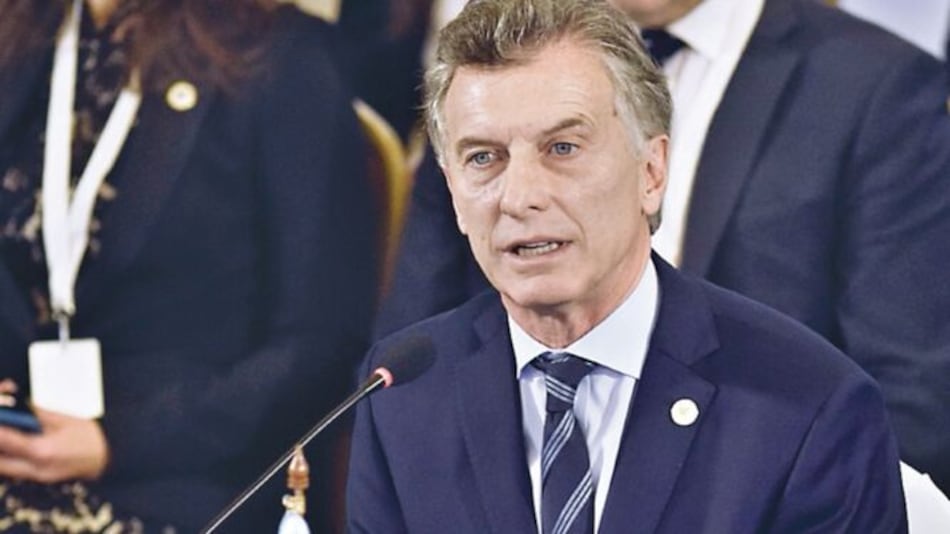 Pronostican volatilidad en la economía argentina por riesgo político