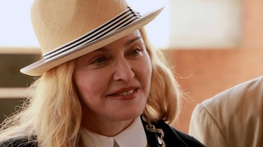 Madonna busca dejar atrás las controversias en Malaui
